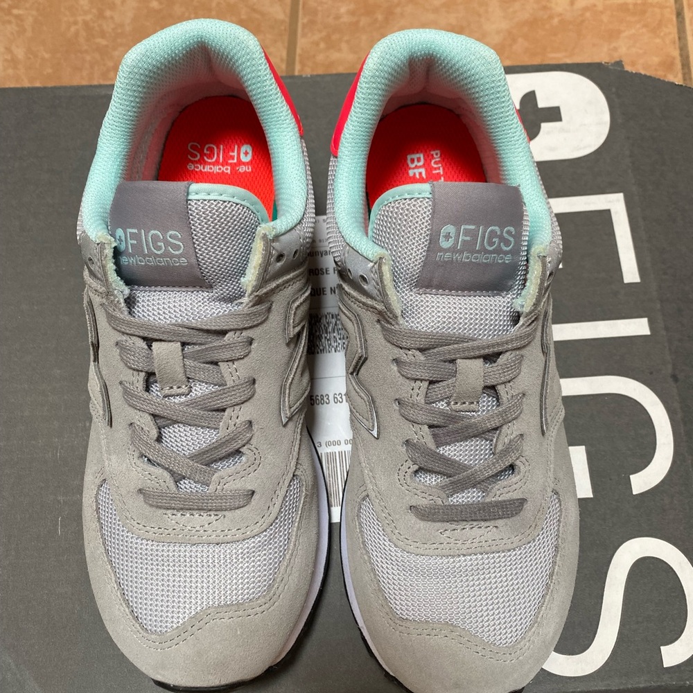FIGS New Balance size 8!!!!